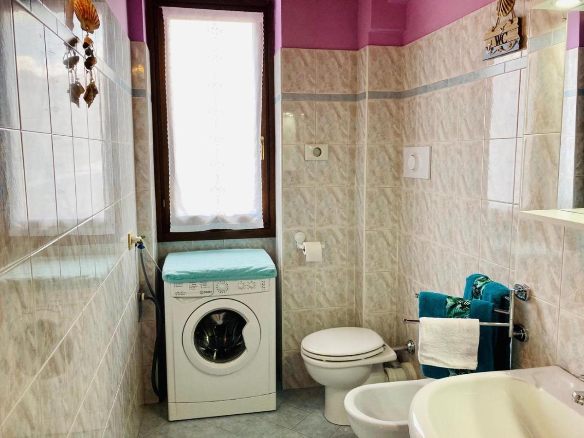Palm Beach - Your Private And Complete Apartment In Дезенцано-дель-Гарда Экстерьер фото